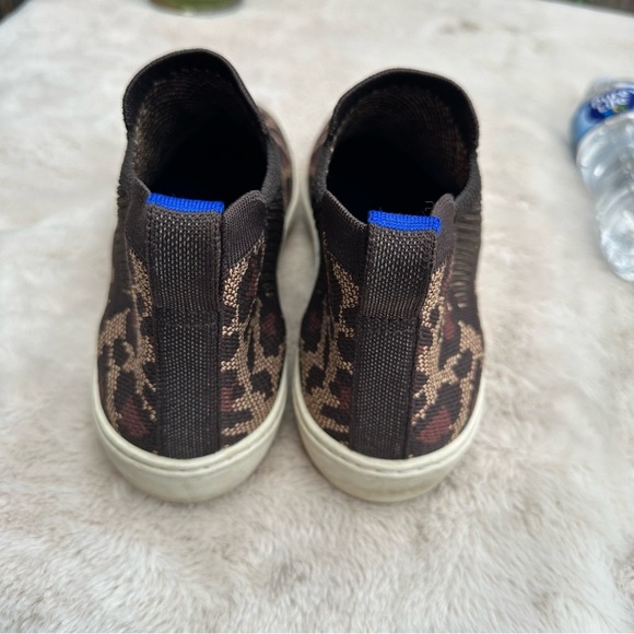 Rothy’s Wildcat Cheetah Print Chelsea Sneaker Size 8.5 - Picture 6 of 12